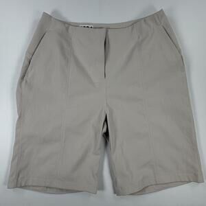 Lululemon Shorts Womens 2 Beige Twill 9in Walking Bermuda Pockets Stretch